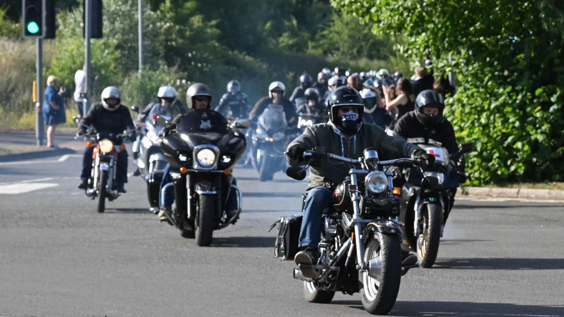 HALLOTTÁL MÁR A NYUGATI ÁRADATRÓL? MÉG CSATLAKOZHATSZ!