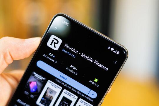 HIVATALOS MAGYAR FIÓKTELEPET NYIT A REVOLUT: ÉRKEZIK A HAZAI BANKSZÁMLASZÁM